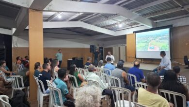 Photo of Águas Andradina reúne moradores de Planalto para orientar sobre como interligar os imóveis na rede de esgoto